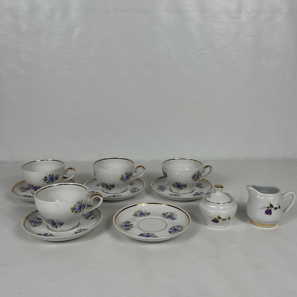 Kaffeservisdelar, 11st, Sovjetunionen.