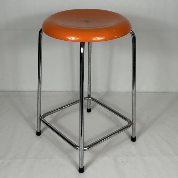 Edvin Ståhl. Pall, "Taburett", Lammhults, 1900-tal.