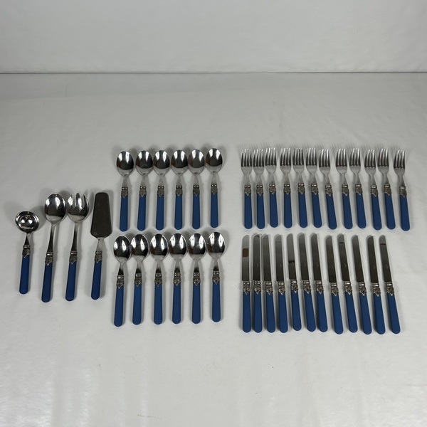 Bestickuppsättning för 12 personer, 36 delar.