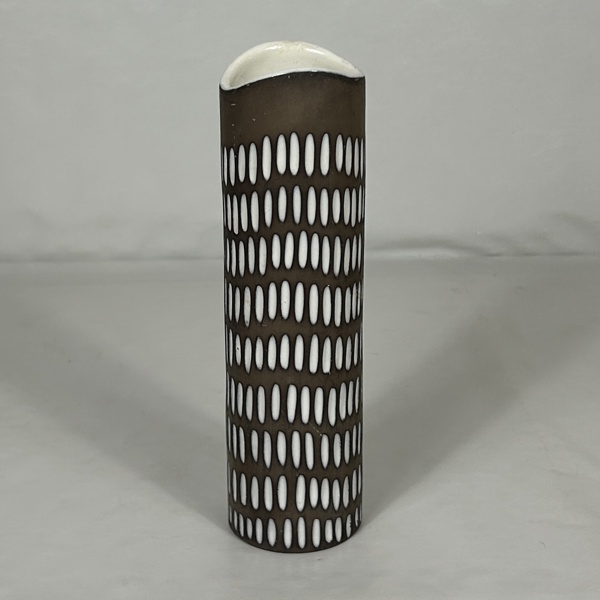 Ingrid Atterberg. Vas, "Negro", Upsala Ekeby.