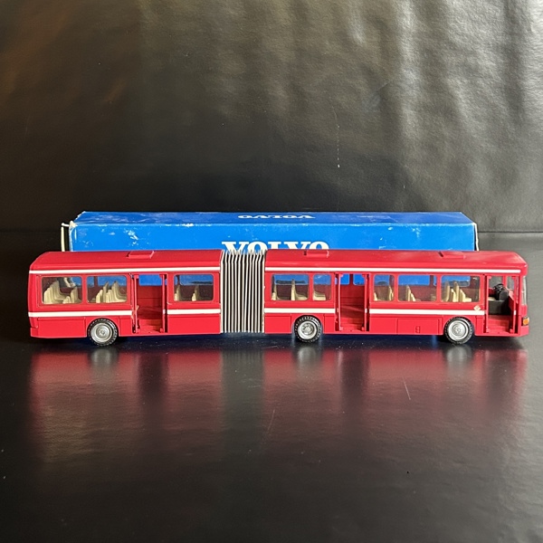 Volvo plåtleksaksbuss,B10M, Tyskland. 