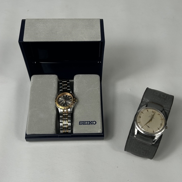 Armbandsur, 2st, Omega och Seiko.