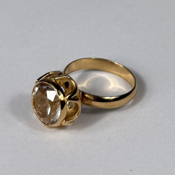Ring, Alton, 18k guld, med sten.