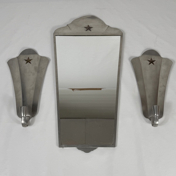 Spegel med lampetter, tenn, Swedish Grace, 1900-talets första hälft.