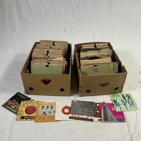 Lådor med stenkakor, 2st. 