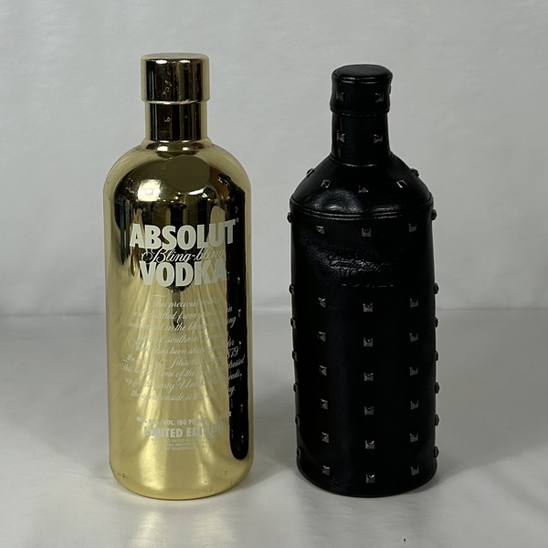 Flasköverdrag, 2st, Absolut vodka.