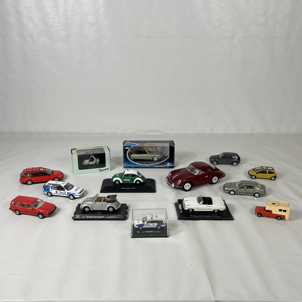 Plåtleksaksbilar, 14st.