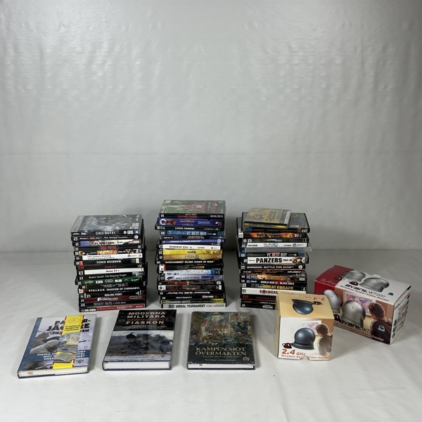 Spel och böcker, m.m.