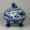 Skål med lock, porslin, Kina.