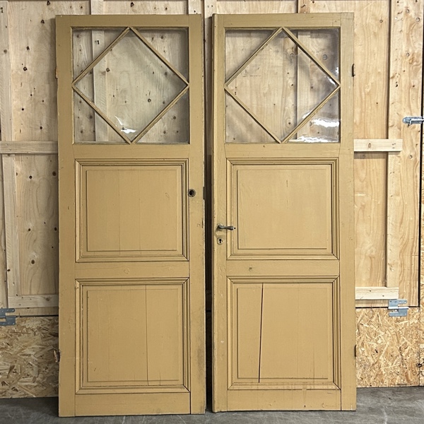 Dörrar, ett par, 1900-tal.