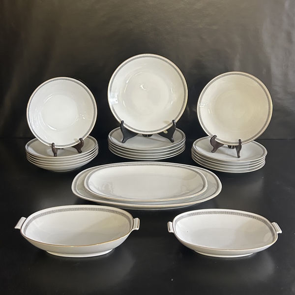 Matservisdelar, 22st, "Athena", Rörstrand.