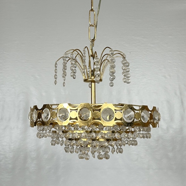 Taklampa, med prismor, 1900-tal.