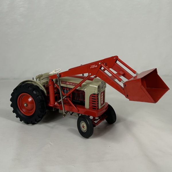 Plåtleksak, Traktor, Ford.