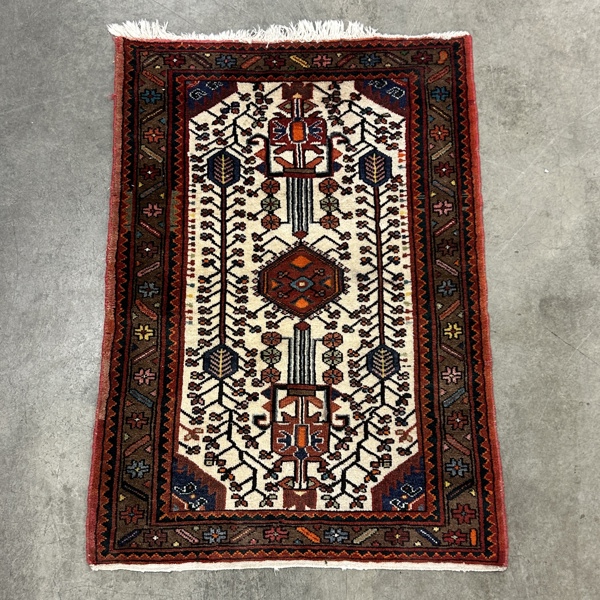 Matta, handknuten, Persisk.