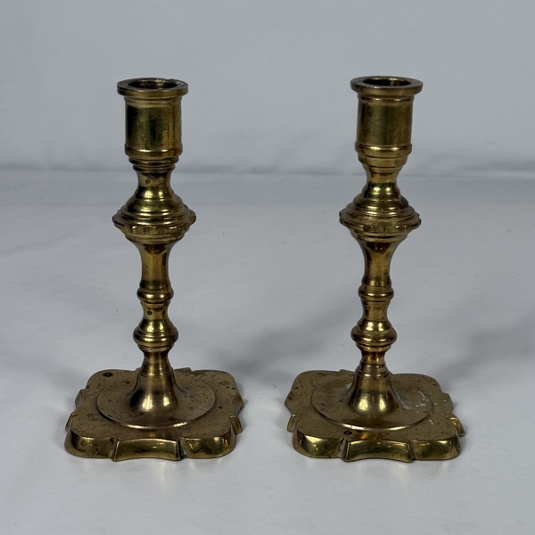 Ljusstakar, ett par, mässing, 1900-tal.