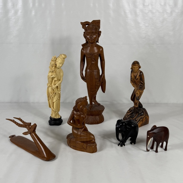 Skulpturer i trä, 7st, orientaliska.