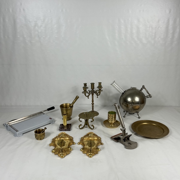 Mässingsföremål m.m.