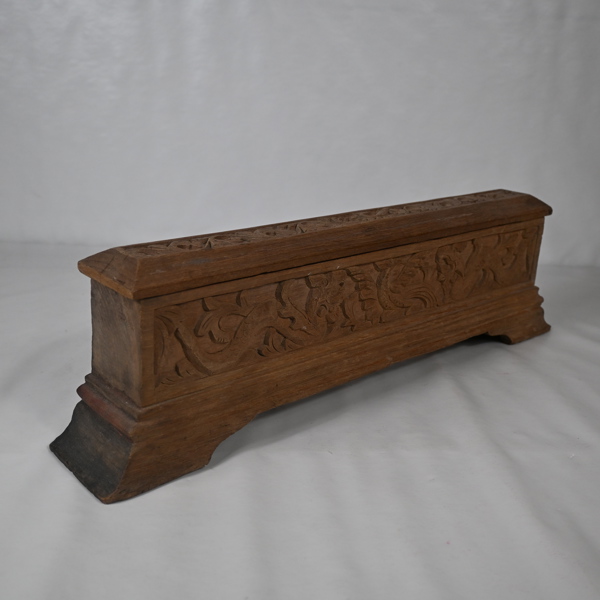 Ask i trä, Indonesien.