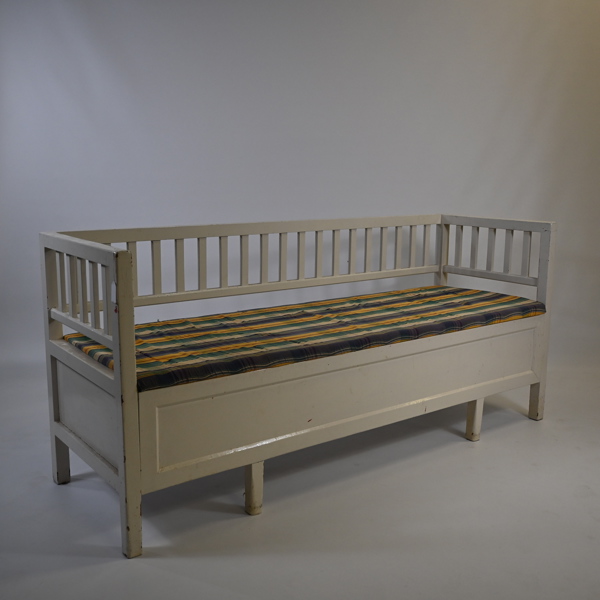 Kökssoffa, trä, 1900-tal.