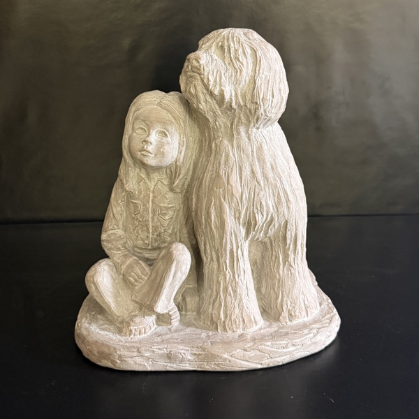 Skulptur, Austin Production, Flicka och hund, signerad.