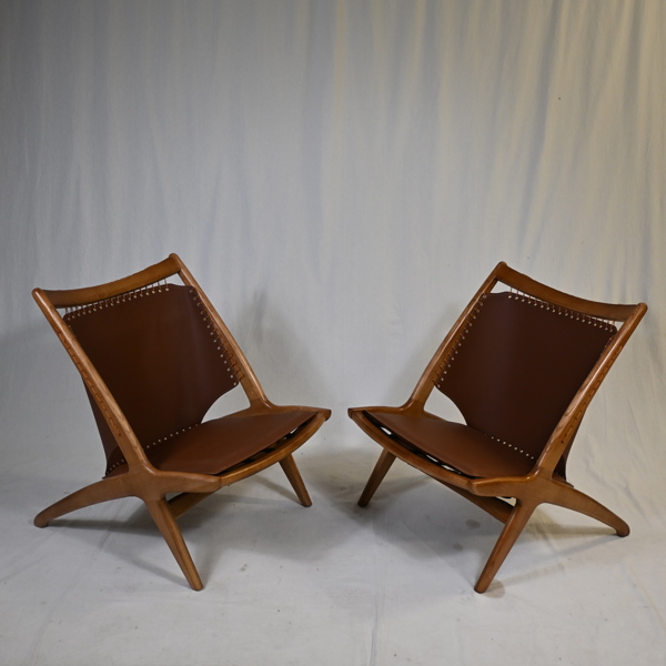 Fredrik Kayser. Efter. Fåtöljer, ett par, "Krysset",  Gustav Bahus, Norge.