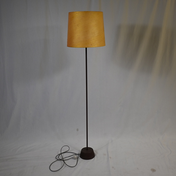 Golvlampa, 1900-tal.