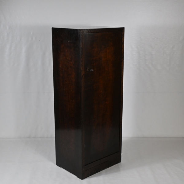 Mindre skåp, 1900-tal.