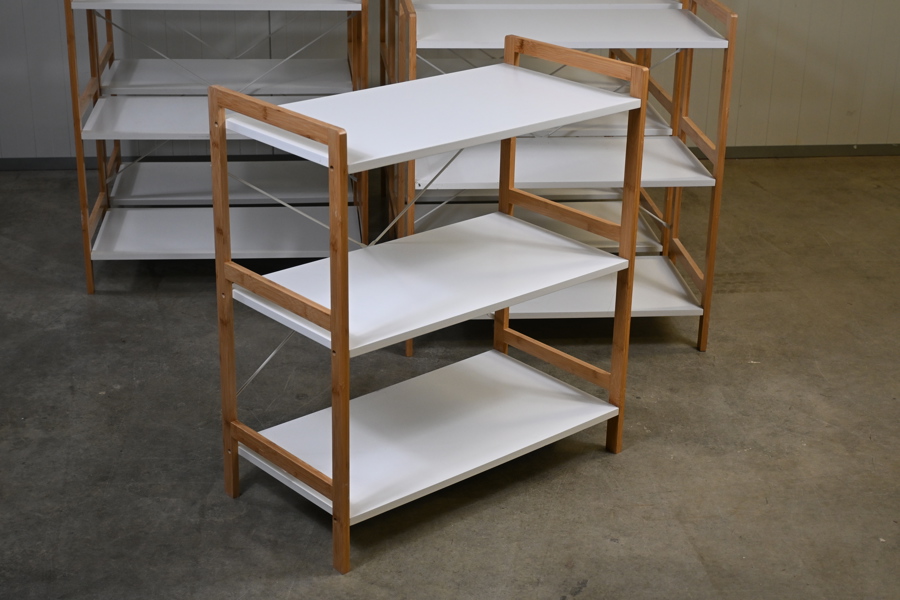 Hyllor, 6st, samtida.