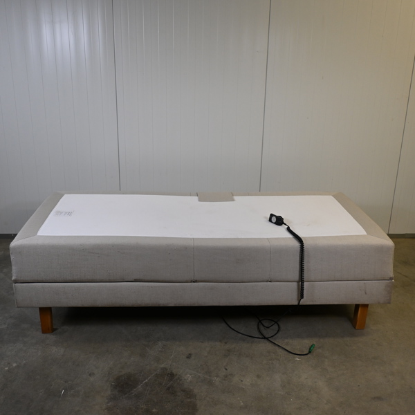 Enkelsäng, ställbar, Elite Sängar.