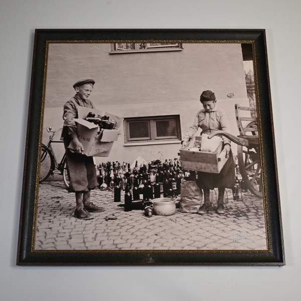 Tavla, fotografi, Pojke på Börjegatan.