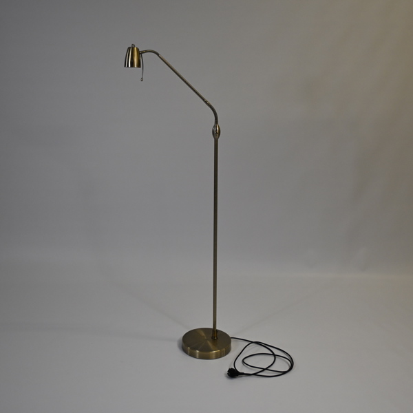 Golvlampa i metall, 19/2000-tal.