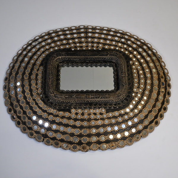 Spegel, orientalisk, 2000-tal.