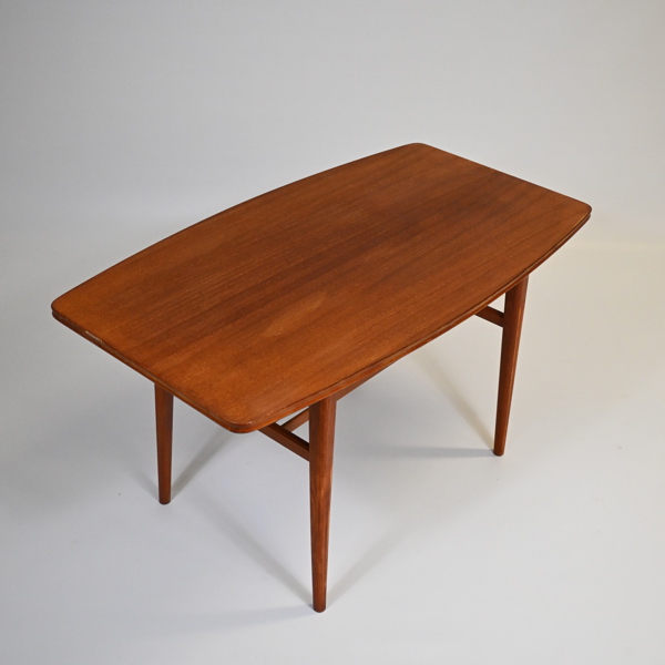 Soffbord med tidningshylla, Tingströms, 1960/70-tal.