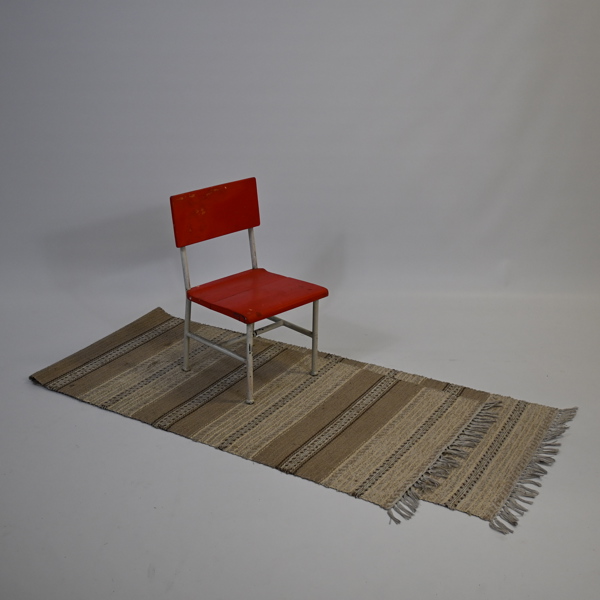 Trasmatta och barnstol, 1900-tal.