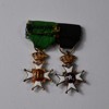 Miniatyrordnar, 2 st, 14k guld. Vasaorden och Nordstjärneorden.