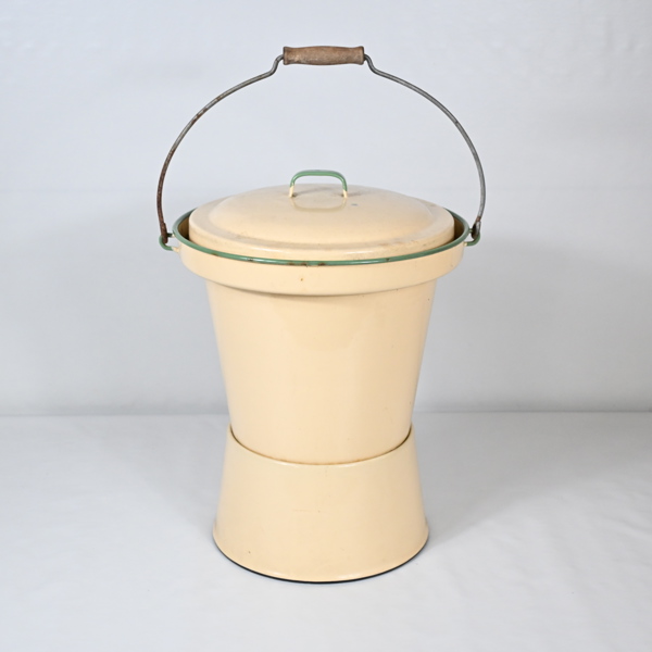 Potta/Toalett, "Kockums", 1900-talets mitt.