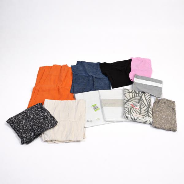 Parti dukar och gardiner, bla Himla.