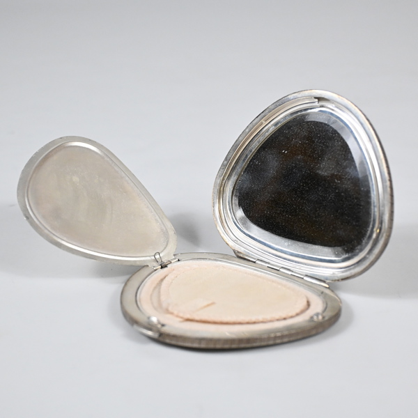 Puderdosa i sterlingsilver, Swedish Grace, 1930/40-tal.