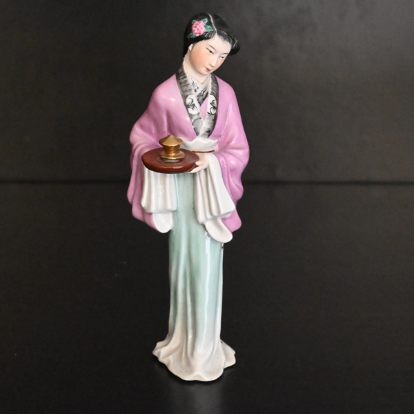 Figurin i porslin, Geisha, Japan.