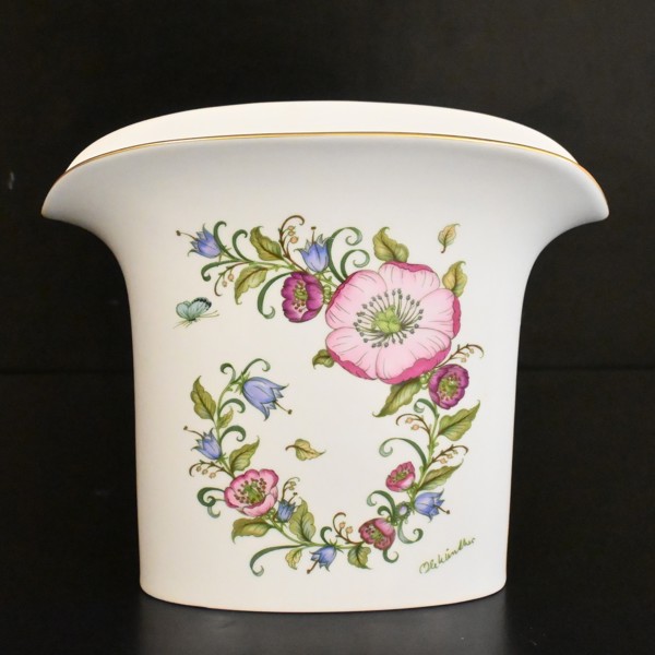 Ole Winther, vas i porslin, Hutschenreuther, Tyskland.