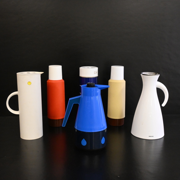 Kannor och termosar, 6st, 1970-tal.