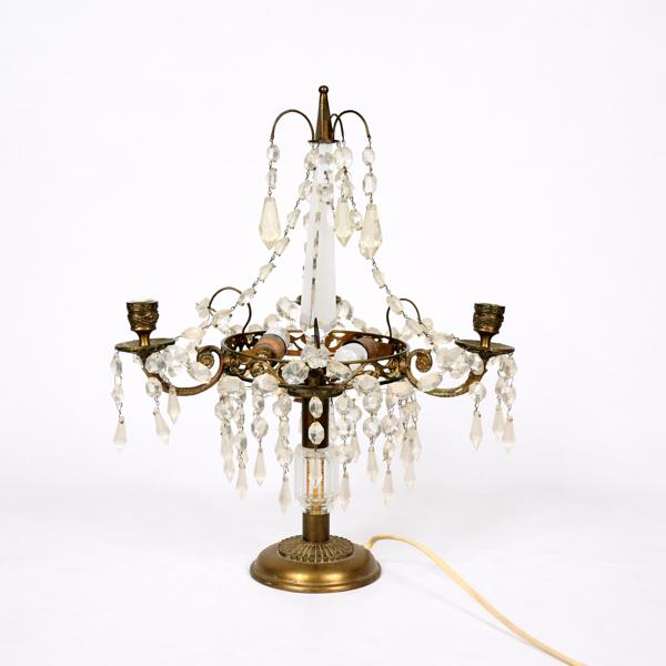 Bordslyster i mässing, 1900-tal.