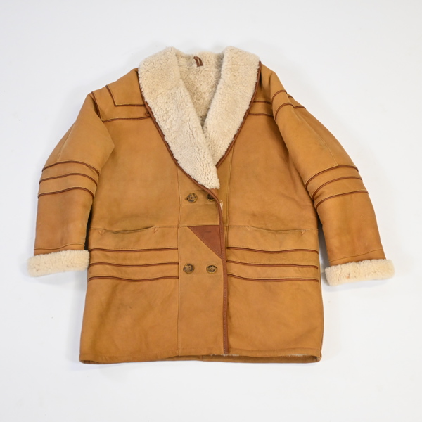 Jacka, fårskinn och mocca, 42.