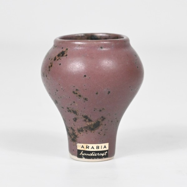 Annikki Hovisaari, vas, miniatyr, Arabia, Finland.