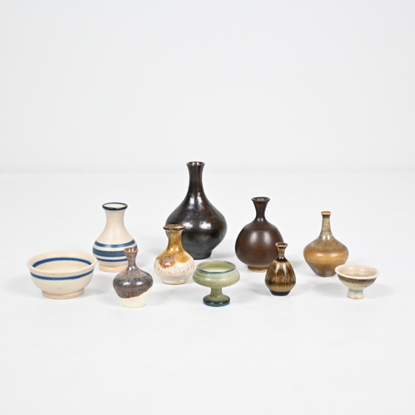 Vaser och skålar, 10st, miniatyrer.