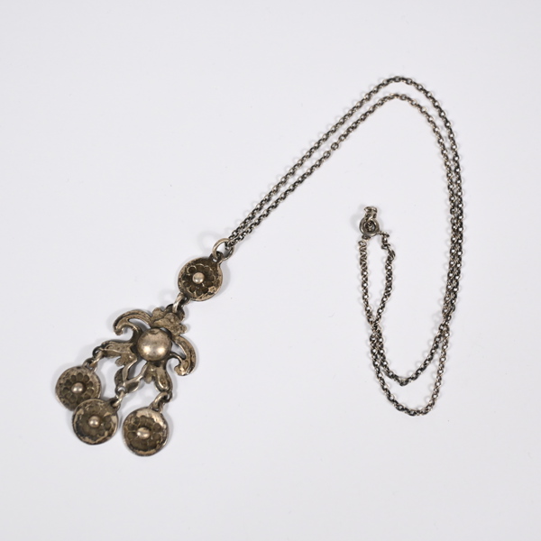 Seppo Tamminen, halsband i silver, Finland.