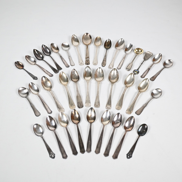 Skedar i silver, 830.