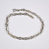 Halsband i silver, ankarkedja.