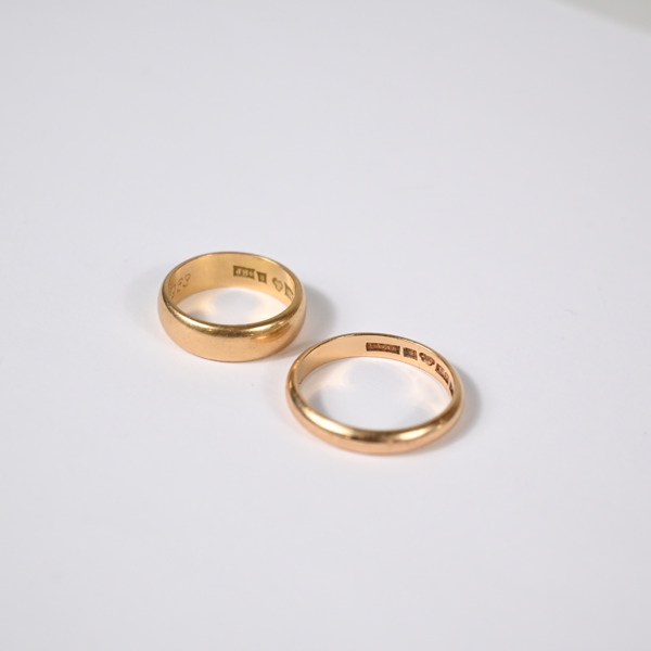 Ringar i 18k guld, 2st.