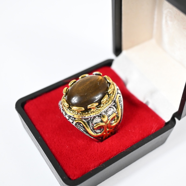 Ring, toteme mönster, sten.